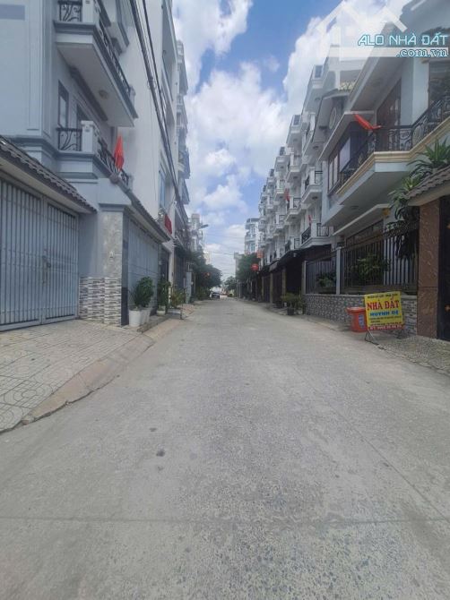 🔥Nhà 4 tầng LÔ GÓC,KHU PHÂN LÔ ĐỒNG BỘ đường TX22. P.THẠNH XUÂN,Quận 12.dt 140m2💵10,25ty