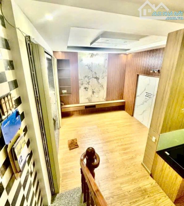Bán Nhà Hẻm Cạn Sau 1 Căn Mặt Tiền Đường Biên Cương - P. Ngô Mây - TP. Quy Nhơn