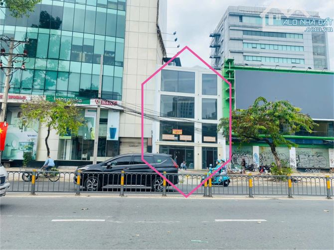 Siêu Vị trí : Mặt Tiền ngang 8m Cách Mạng Tháng 8 ngay NTMK, 4 Tầng, HDT: 200 Tr, 109 Tỷ