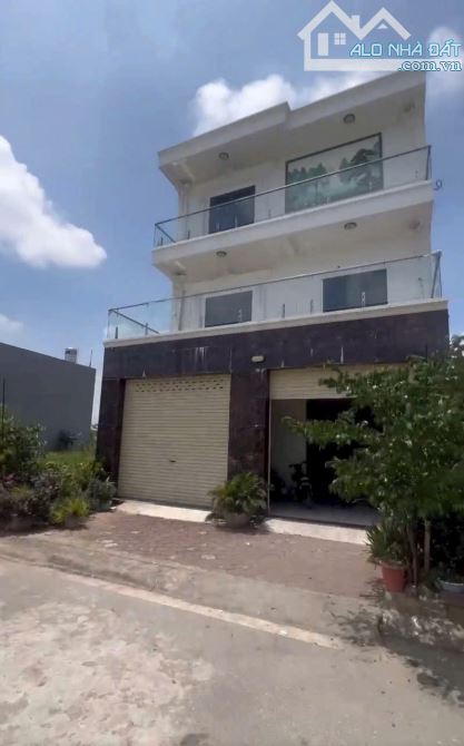 🍁Nhà tại TĐC 120m mặt tiền 8m - Áp Tràn - Dương Quan..  - Diện tích 120m- Ngang8m - Hướng