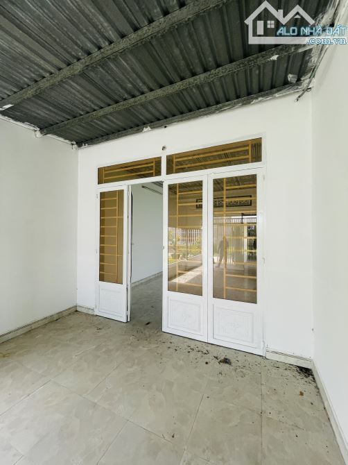 Bán nhà mỹ hạnh bắc 185m2 giá 2 tỷ 200 triệu