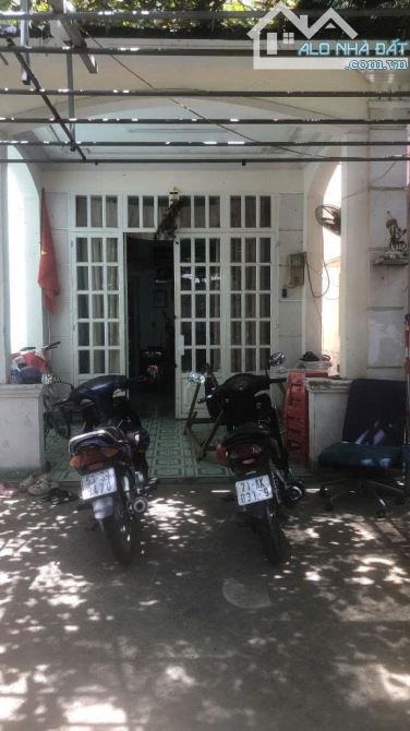 Nhà cấp 4 1/ đường TÂN THỚI NHẤT 02, phường TÂN THỚI NHẤT, Q12, dt 109m2 (5,1mx23m), 6,7Tỷ