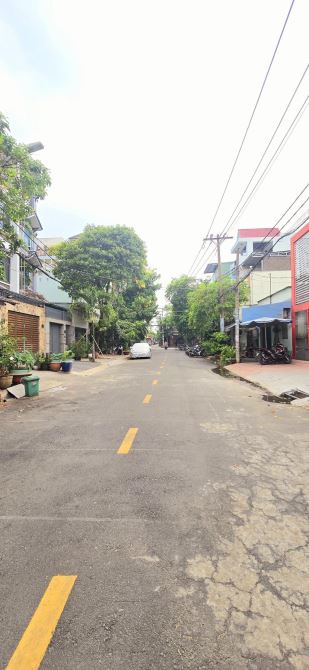 NGUYỄN VĂN QUÁ ĐHT Q12 ,4,5 × 25 , HXH THÔNG ,TIỆN XÂY MỚI ,CHỈ 5 TỶ 100TR