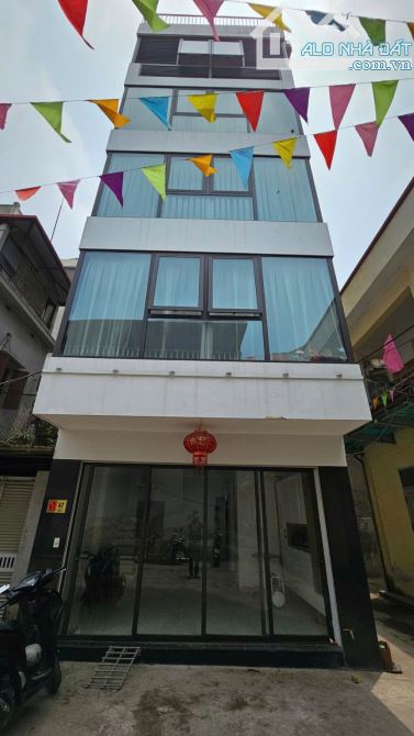 CỰC PHẨM LÔ GÓC, 6 TẦNG THANG MÁY, GARA Ô TÔ ,GIỮA LÒNG KĐT VĂN PHÚ SẦM UẤT.