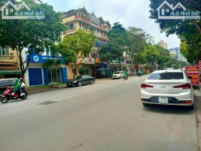 SIÊU HIẾM TUYỆT PHẨM LÔ GÓC 3 MẶT THOÁNG-MẶT PHỐ VIEW SÔNG210m² - 9 tầng – Mặt tiền 20m