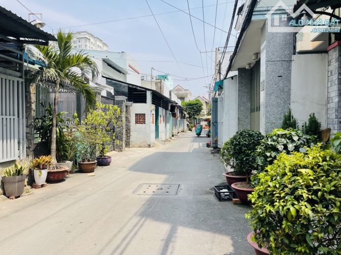 BÁN NHÀ LÊ ĐỨC THỌ - 3 TẦNG - 4X18 - HẺM 6M, PHÂN LÔ, PHƯỜNG 15 GÒ VẤP - GIÁ 7.7 TỶ - 10