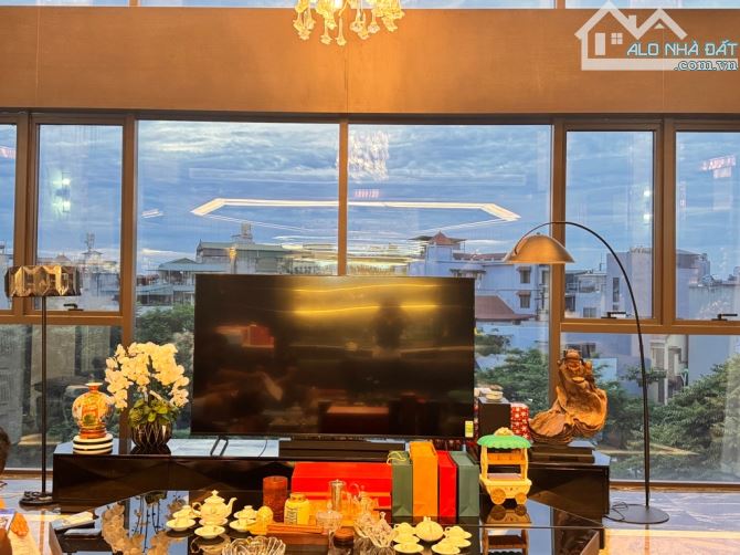 SIÊU HIẾM TUYỆT PHẨM LÔ GÓC 3 MẶT THOÁNG-MẶT PHỐ VIEW SÔNG210m² - 9 tầng – Mặt tiền 20m - 10