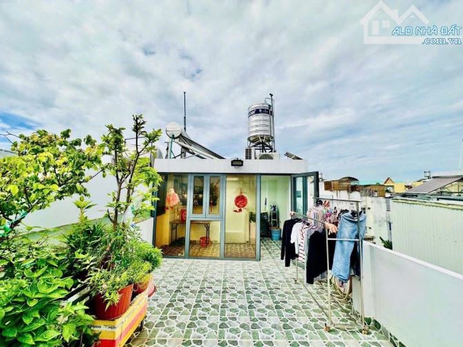 Căn thứ 2 thì không có căn thứ nhất là ĐÂY - 11