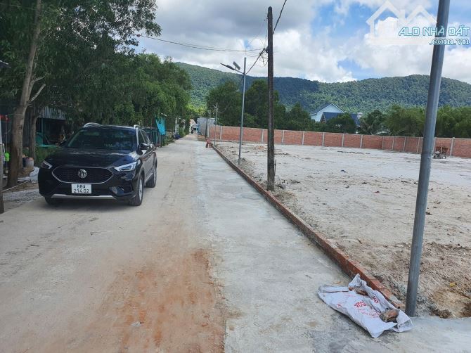 Duy Nhất Một Nền Gần Biển Sẵn Sổ Có Thổ Cư Giá Chỉ 1,9 Tỷ Hàm Ninh - 1