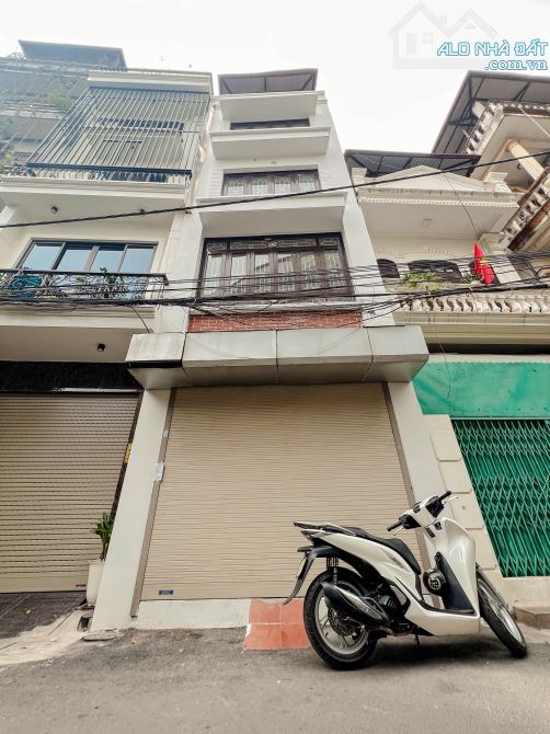 Nhà đẹp ở luôn Nguyễn Khả Trạc Cầu Giấy Sổ vuông 55m 7 tầng MT4m3 Giá 23 tỷ Ngõ 2 ô tô tải - 1