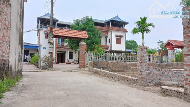 Chính chủ bán đất Tiên Dược Sóc Sơn 151m lô góc full thổ cư hai ô tô tránh nhỉnh 4 tỷ - 1