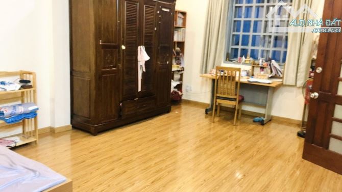 Gấp bán nhà Quận 9(cũ), giá 13.3 tỷ, đất dt 330m2, gần Mt Lã Xuân Oai. - 1