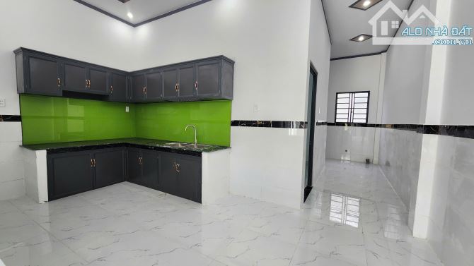NHÀ LẦU ĐÚC KIÊN CỐ 2TY150 THƯƠNG LƯỢNG - 1