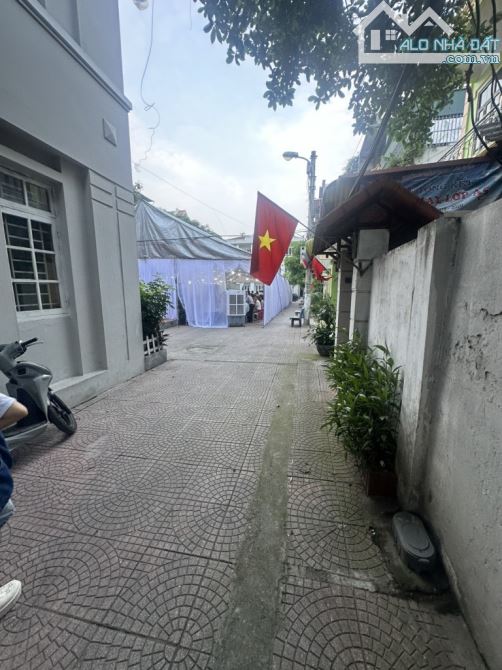 HẠ GIÁ SÂU 3.5 TỈ 💥 – BÁN ĐẤT NGÔ GIA TỰ – LONG BIÊN - 100M2 - 2 MẶT THOÁNG – 12.3 TỈ - 1