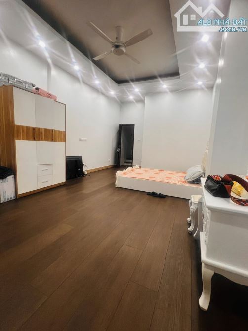 🔥 BÁN NHÀ THỊNH QUANG – 10M RA Ô TÔ – 46.1M2 – 5 TẦNG – MẶT TIỀN 4.3M – CHỈ 8.75 TỶ🔥 - 1