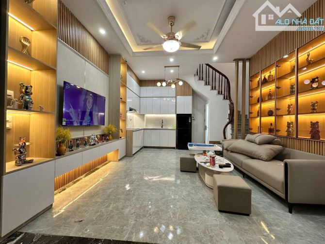 BÁN NHÀ KHUYẾN LƯƠNG, DT 35M x 5 TẦNG, GIÁ CHƯA ĐẾN 6 TỶ, VỊ TRÍ SIÊU ĐẸP - 1