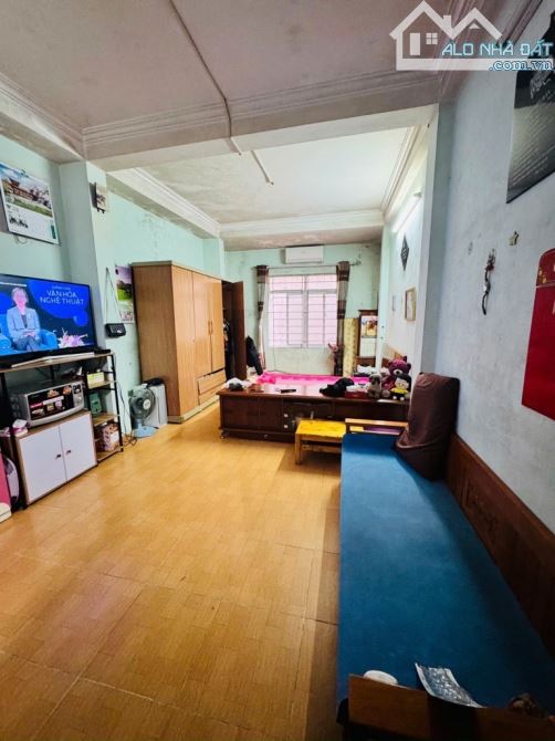 B.ÁN NH.À Văn Chương, kinh doanh Tóc Nail 40 m 6 tầng 8 tỷ. Ngõ ba gác, 10 m ra phố ô tô - 1