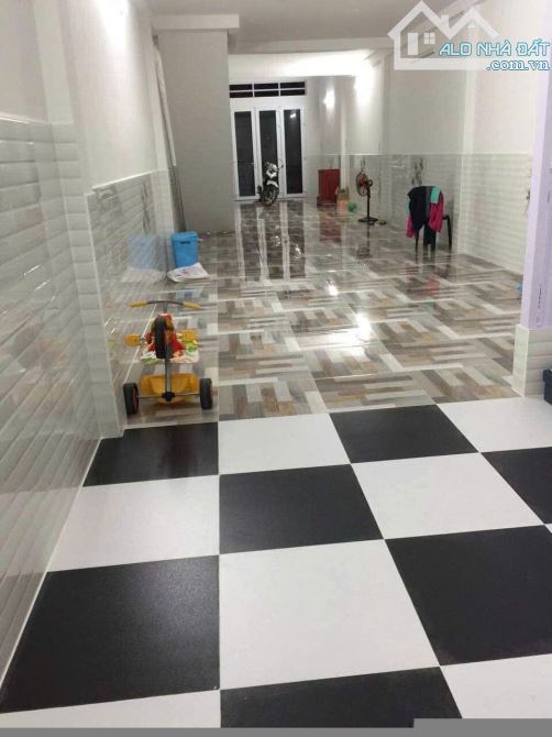 Cơ hội đầu tư nhà trung tâm Quận 1 Đường Nguyễn Trãi 6mx20m giá chỉ 20 Tỷ - 1