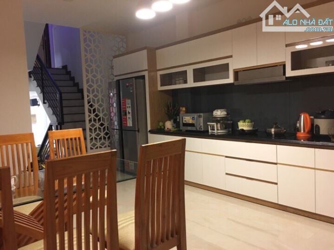 Bán nhà Quận 7 đường số 9M P.Tân Thuận Tây , dt 4x23m, 3 lầu. - 1