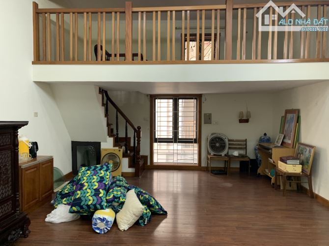 Bán nhà ngõ 115 Nguyễn Khuyến, quận Đống Đa 65mx4T nhỉnh 7 tỷ kinh doanh ô tô Văn Miếu - 1