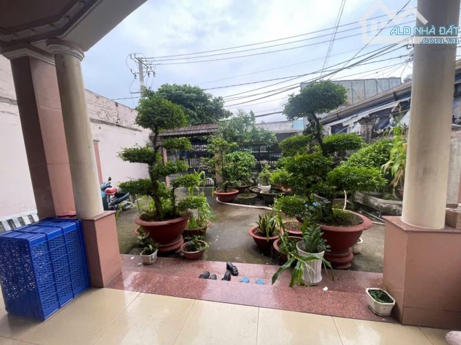 BIỆT THỰ NGANG KHỦNG 10m. ĐƯỜNG NHỰA 10m KINH DOANH ĐA NGÀNH. CHỈ 15 TỶ TL MẠNH - 1