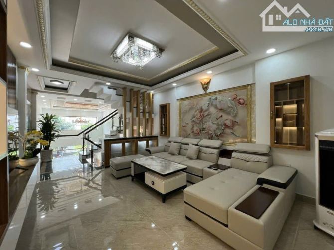 BÁN NHÀ PHẠM VĂN CHIÊU - ĐƯỜNG RỘNG 12M - CÓ VỈA HÈ 2 BÊN - 9,5 TỶ - 1
