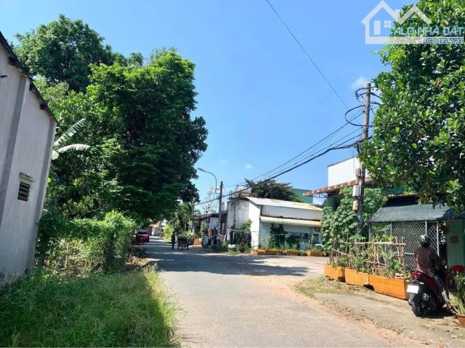 Cần bán gấp lô đất xã Tân Phú Trung Củ Chi- SHR- Dt 132m2- Giá 1 tỷ 250 - 1