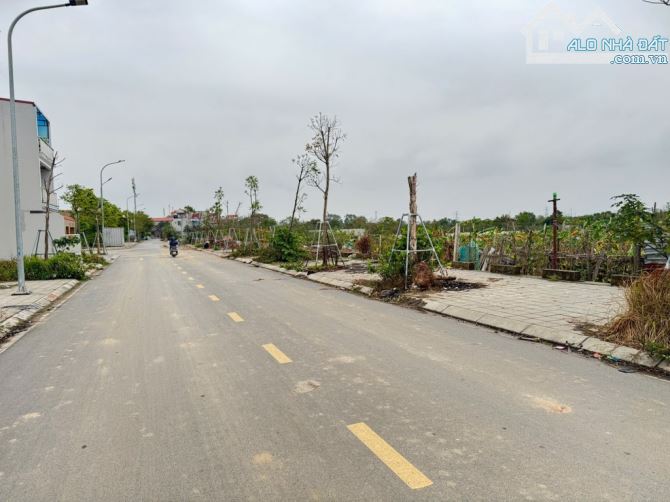 BÁN ĐẤT ĐẤU GIÁ X7 LIÊN HÀ ĐÔNG ANH 99M2 - LÔ GÓC 6MT - GIÁ 10.5 TỶ - 1