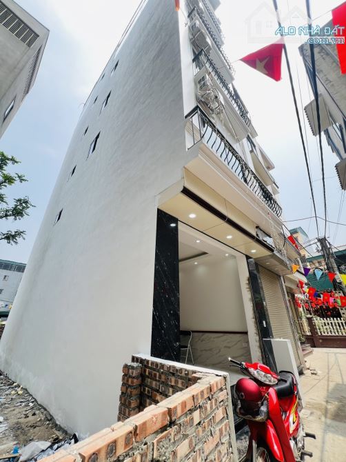 Bán căn hộ DV Lai Xá, 47m2, 7 tầng thang máy, giá 10.5 tỷ - 1