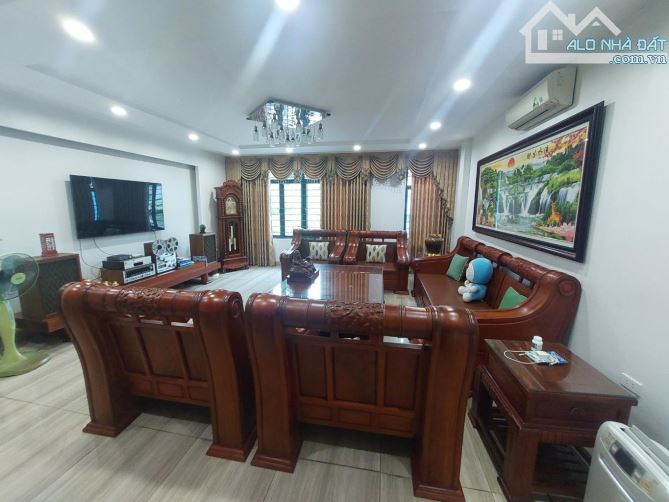 BÁN NHÀ LÂM HẠ 85M2, 5 TẦNG, PHÂN LÔ, VIEW VƯỜN HOA, PHÂN LÔ Ô TÔ TRÁNH VÀO NHÀ - 1