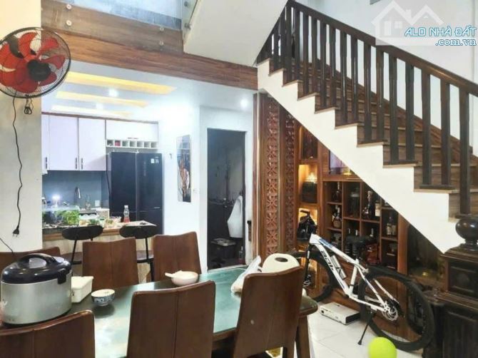 BÁN NHÀ VĂN TRÌ, BẮC TỪ LIÊM – LÔ GÓC – Ô TÔ ĐỖ CỬA - S= 38M2 - GIÁ 6.5 TỶ. - 1