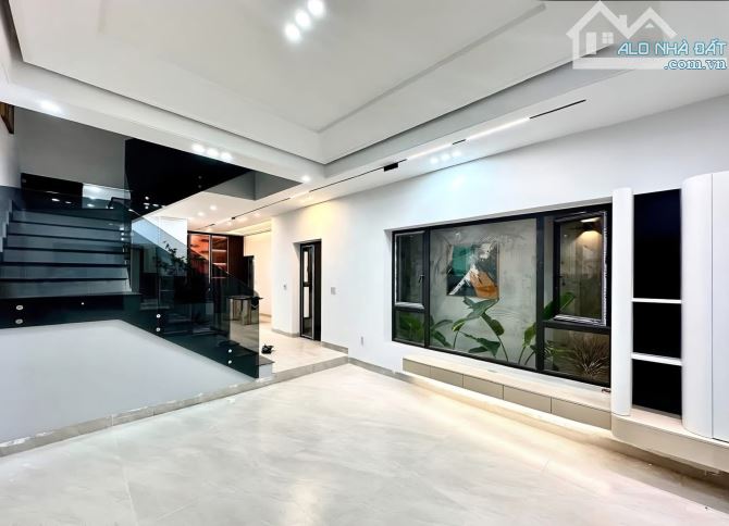 Nhà Phố Văn Cao Bên Chẵn Đẹp Long Lanh - 1