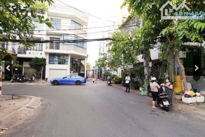 Toà CHDC góc 2 Mặt tiền Tân Quy Q7, DT: 17x32 (3600m2 sàn) 99 Phòng + Mặt Bằng, TN: 650 TR - 1