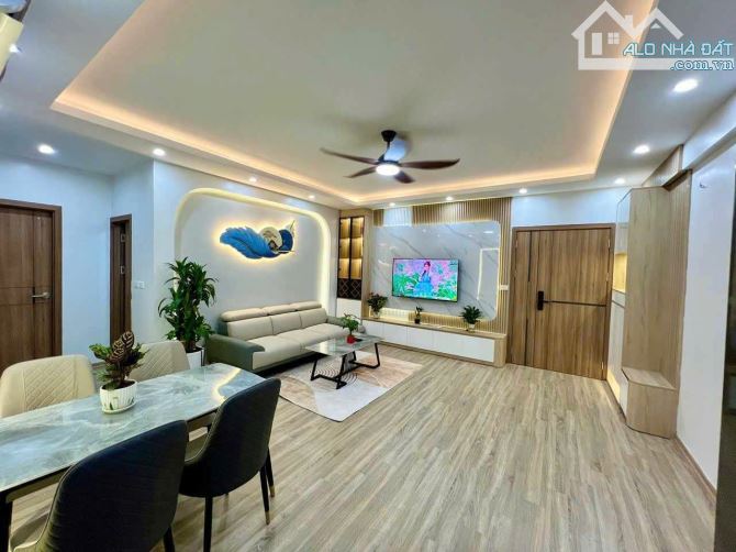 Bán căn hộ tòa Nơ 5 Pháp Vân, sổ đỏ, 82.3m2, 3 ngủ, giá chỉ 4 tỷ mấy chục - 1