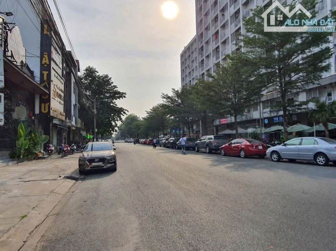 Nhà MT D1 KDC Phú Hòa - TDM: 6 X 20 Full thổ cư, Hoàn công sẵn, 1 trệt 3 lầu - 1