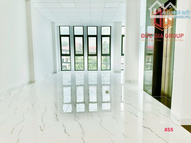 Bán nhà 1 trệt 3 lầu mới hoàn thiện đường Đồng Khởi, TP.Biên Hòa - 1