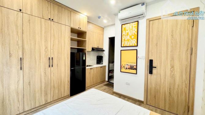 Cần bán Tòa CCMN 6 Tầng xây mới, Thang máy - 8 phòng - Quận Hai Bà Trưng, Sát TimeCity - 1