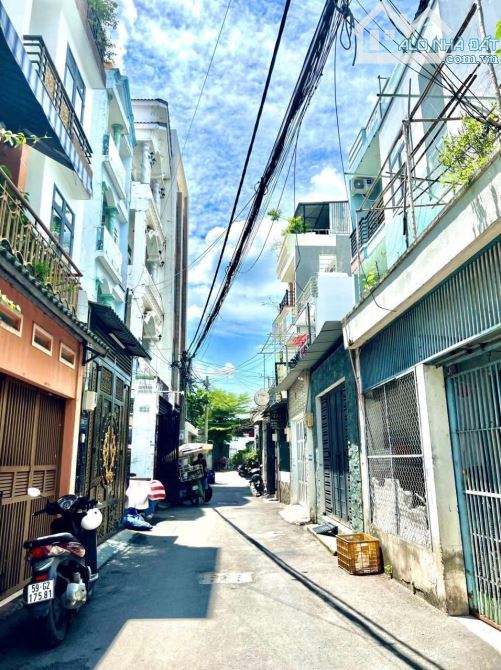 Căn thứ 2 thì không có căn thứ nhất là ĐÂY - 13