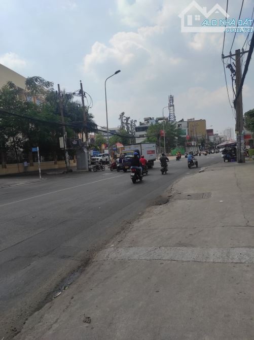 Bán nhà căn góc MTKD Hòa Bình Tân Phú 21x43m đúc 2 lầu ST giá 154 tỷ TL (gần Lũy Bán Bích) - 2