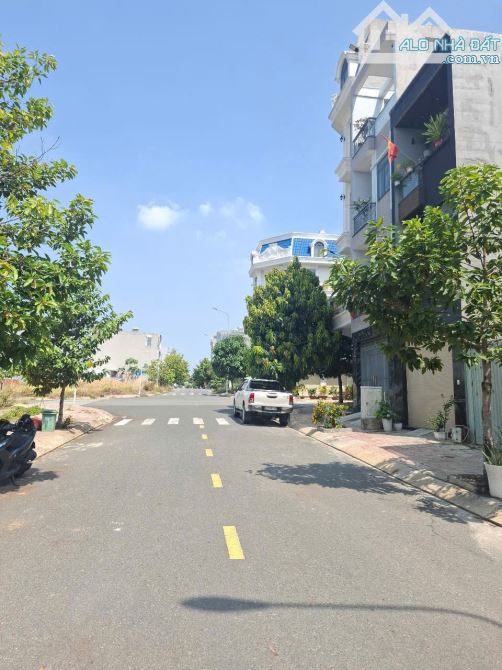 Đất khu dân cư Phú Hồng Thịnh, phường Bình An, Tp Dĩ An. 3,35 tỷ - 2