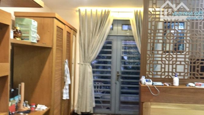 Gấp bán nhà Quận 9(cũ), giá 13.3 tỷ, đất dt 330m2, gần Mt Lã Xuân Oai. - 2