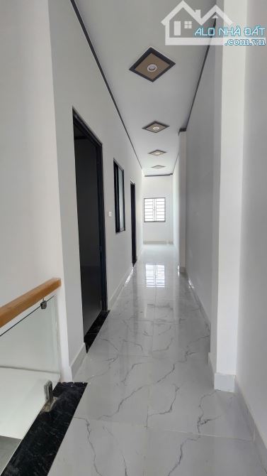 NHÀ LẦU ĐÚC KIÊN CỐ 2TY150 THƯƠNG LƯỢNG - 2