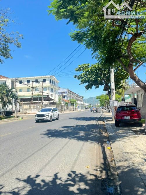 Bán đất tặng nhà cấp 4 mặt tiền đường Phước Long, tp Nha Trang. Gần khu đô thị An Bình Tân - 2
