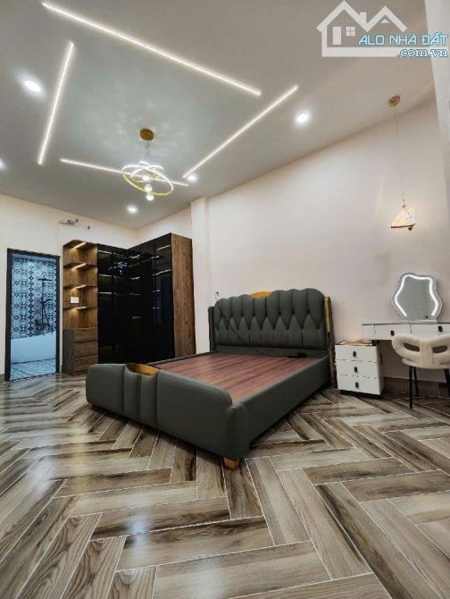 Bán Nhà 4 tầng sổ riêng đường TL28, phường THẠNH LỘC, Q12, dt 121m²(4,1mx30m) 💰7,7 tỷ - 2