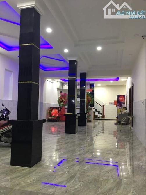 Khách Sạn Ngang 10,4m, Kế Bên Cao Đẳng Giao Thông Quận 12, Thu nhập ổn - 2