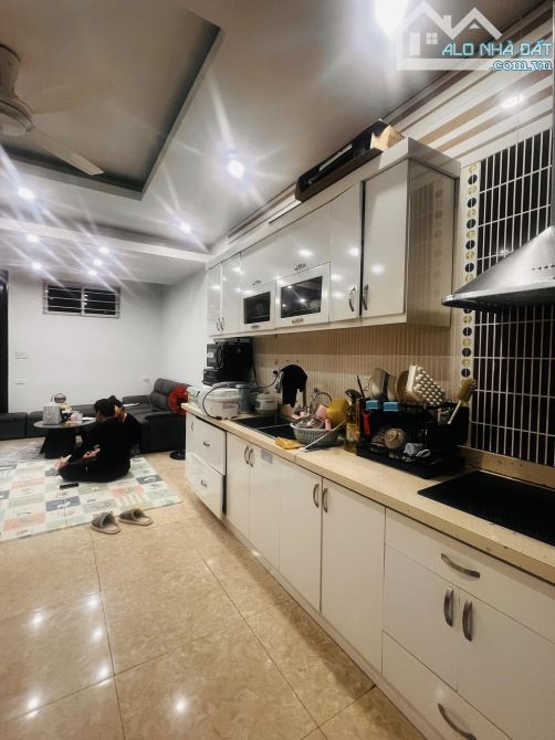 🔥 BÁN NHÀ THỊNH QUANG – 10M RA Ô TÔ – 46.1M2 – 5 TẦNG – MẶT TIỀN 4.3M – CHỈ 8.75 TỶ🔥 - 2