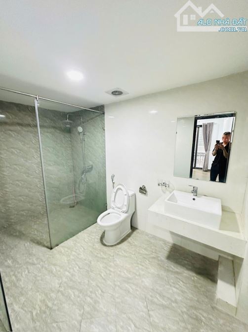 NHÀ MỚI VĂN HƯƠNG TÔN ĐỨC THẮNG,LÔ GÓC 2 THOÁNG-5 TẦNG-DT54M2-GIÁ CHỈ 13 TỶ - 2