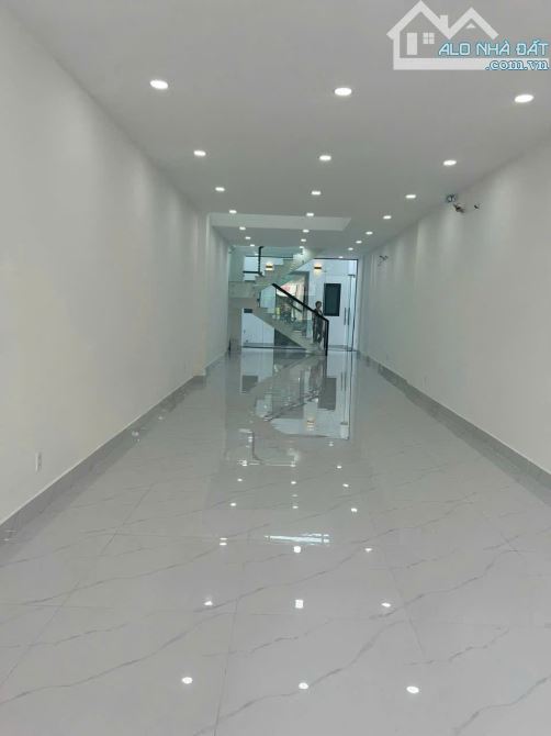 Cho Thuê Nhà Mặt Tiền Phan Đình Phùng Quận Phú Nhuận - 2