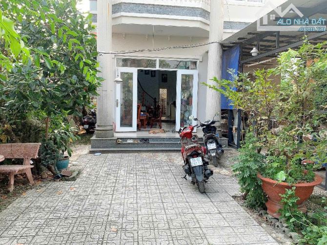 Bán Nhà 2 tầng giáp Cầu Sắt đường VƯỜN LÀI, P.AN PHÚ ĐÔNG, Q12, dt 215m² giá 9,3 tỷ - 2