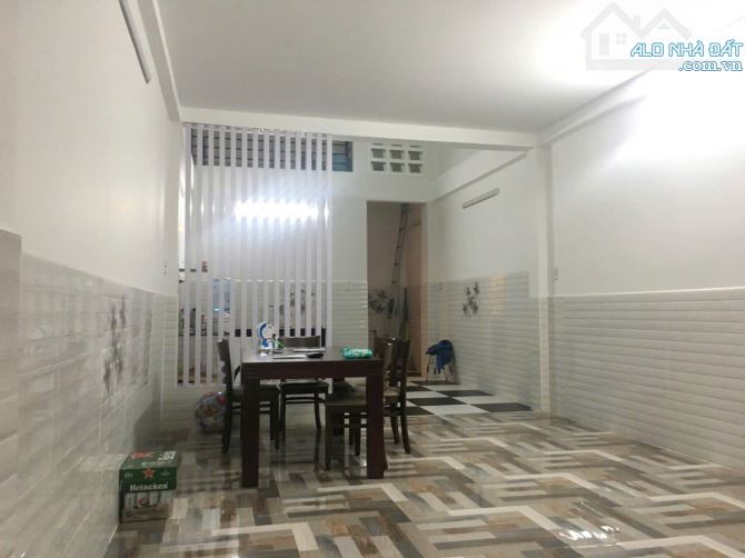 Cơ hội đầu tư nhà trung tâm Quận 1 Đường Nguyễn Trãi 6mx20m giá chỉ 20 Tỷ - 2